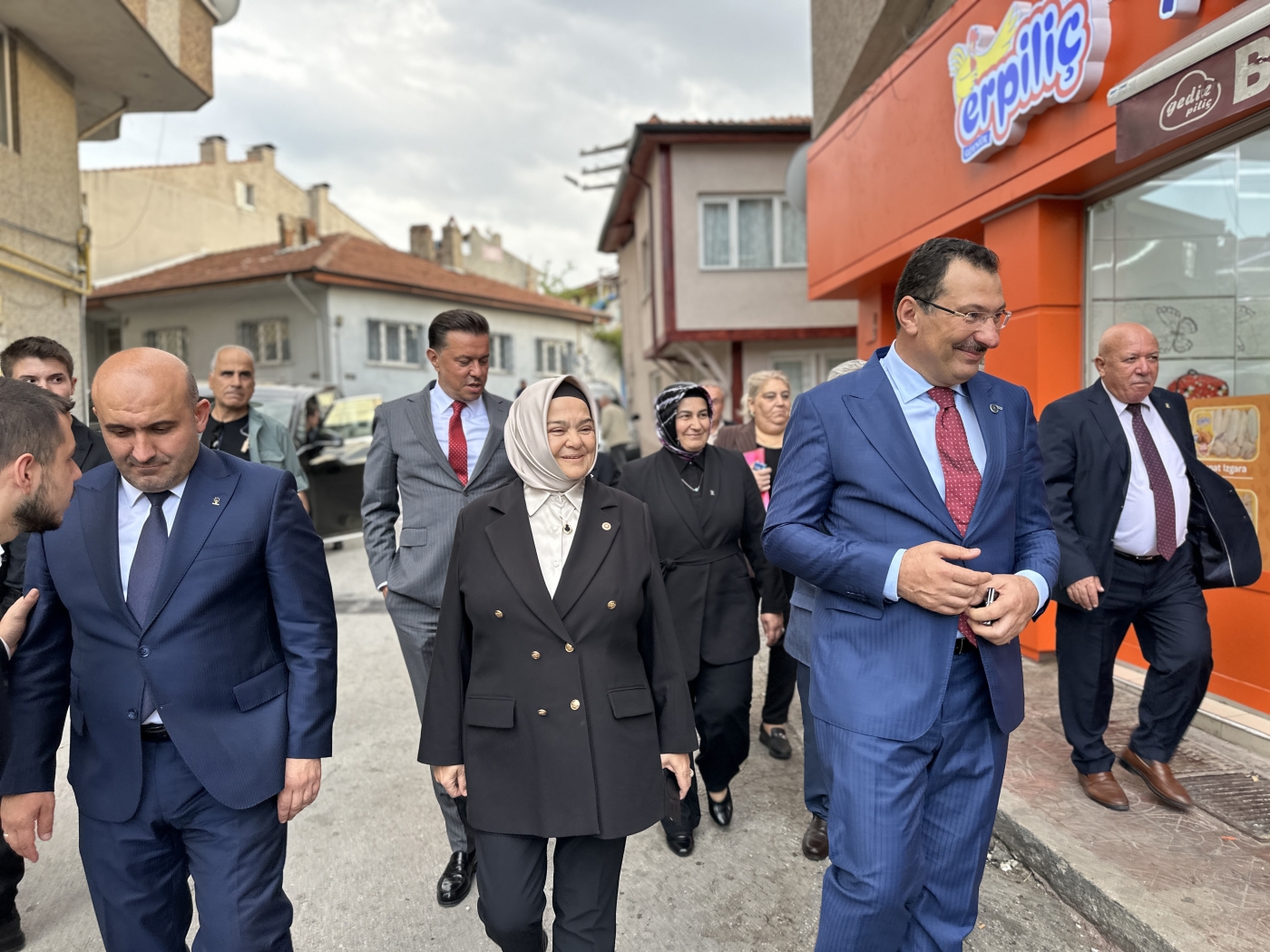 ayşen gürcan-i6ab37e4aae1d1.jpg